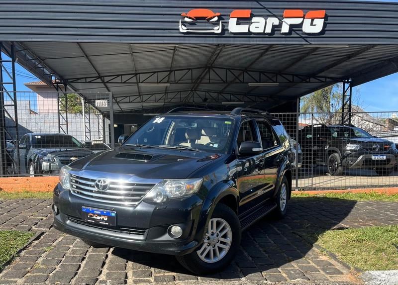 //www.autoline.com.br/carro/toyota/hilux-sw4-30-srv-16v-diesel-4p-4x4-turbo-automatico/2014/ponta-grossa-pr/24937566