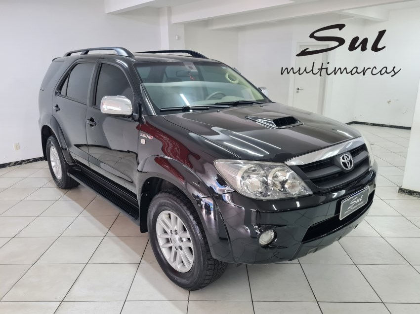 //www.autoline.com.br/carro/toyota/hilux-sw4-30-srv-16v-diesel-4p-4x4-turbo-automatico/2008/ponta-grossa-pr/24963790