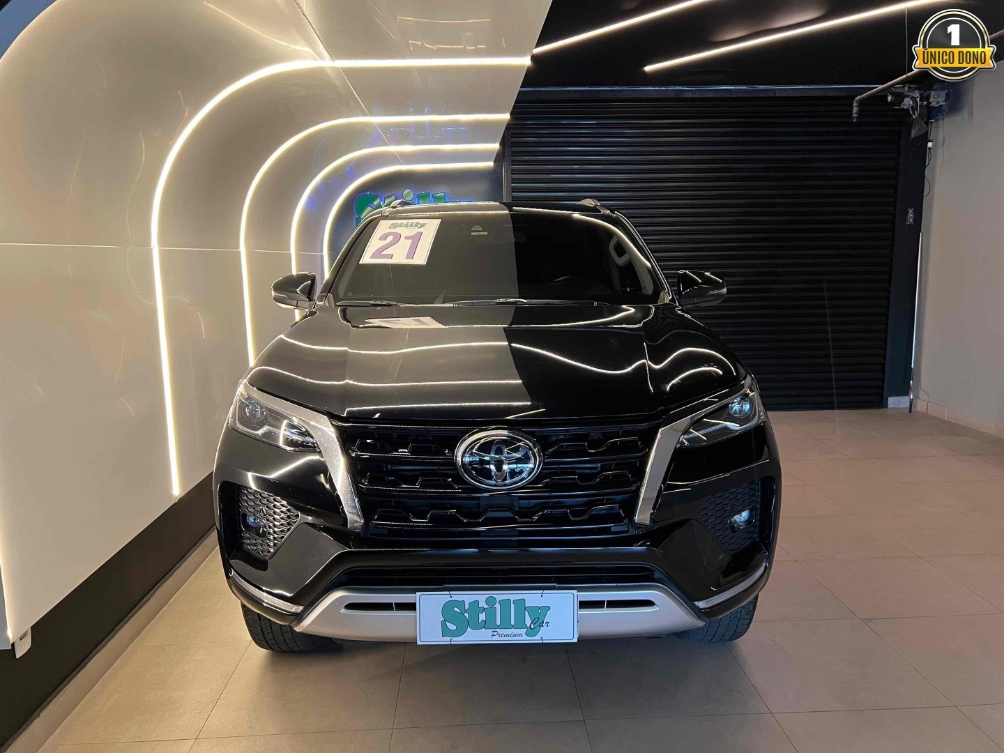//www.autoline.com.br/carro/toyota/hilux-sw4-28-srx-7l-16v-diesel-4p-4x4-turbo-automatico/2021/rio-de-janeiro-rj/24966427