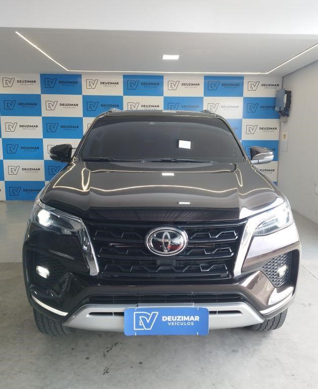 //www.autoline.com.br/carro/toyota/hilux-sw4-28-srx-16v-diesel-4p-4x4-turbo-automatico/2021/fortaleza-ce/25028380