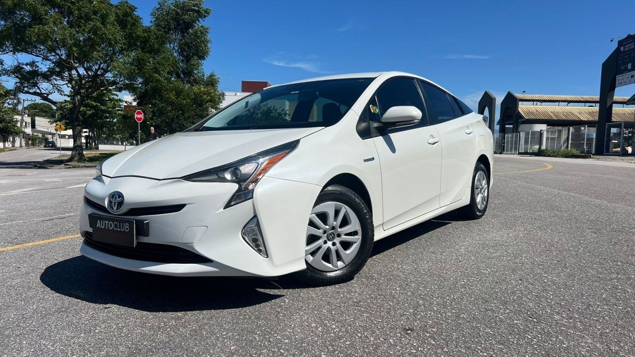//www.autoline.com.br/carro/toyota/prius-18-high-16v-gasolina-4p-automatico/2018/florianopolis-sc/24195506
