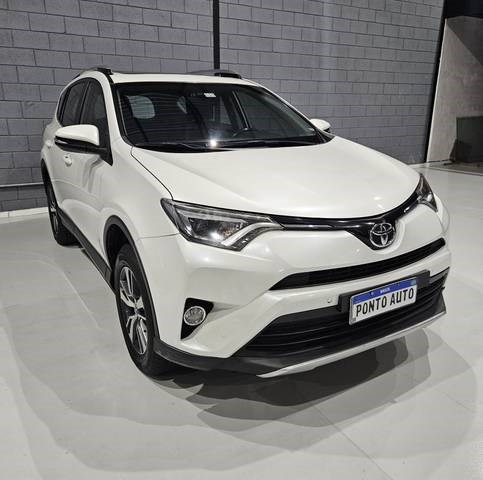//www.autoline.com.br/carro/toyota/rav4-20-top-16v-gasolina-4p-cvt/2018/guarulhos-sp/24476700