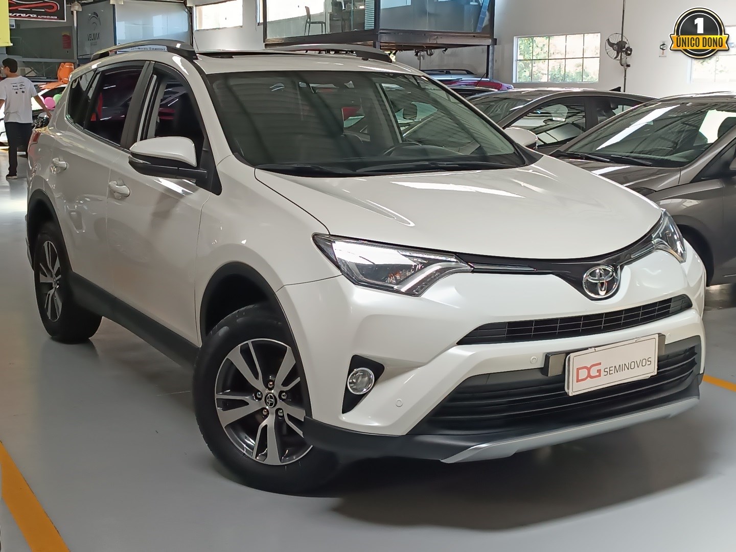 //www.autoline.com.br/carro/toyota/rav4-20-16v-gasolina-4p-cvt/2018/salvador-ba/24864665