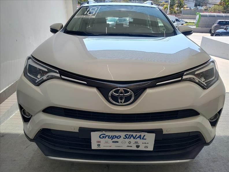 //www.autoline.com.br/carro/toyota/rav4-20-top-16v-gasolina-4p-cvt/2018/barueri-sp/24949209