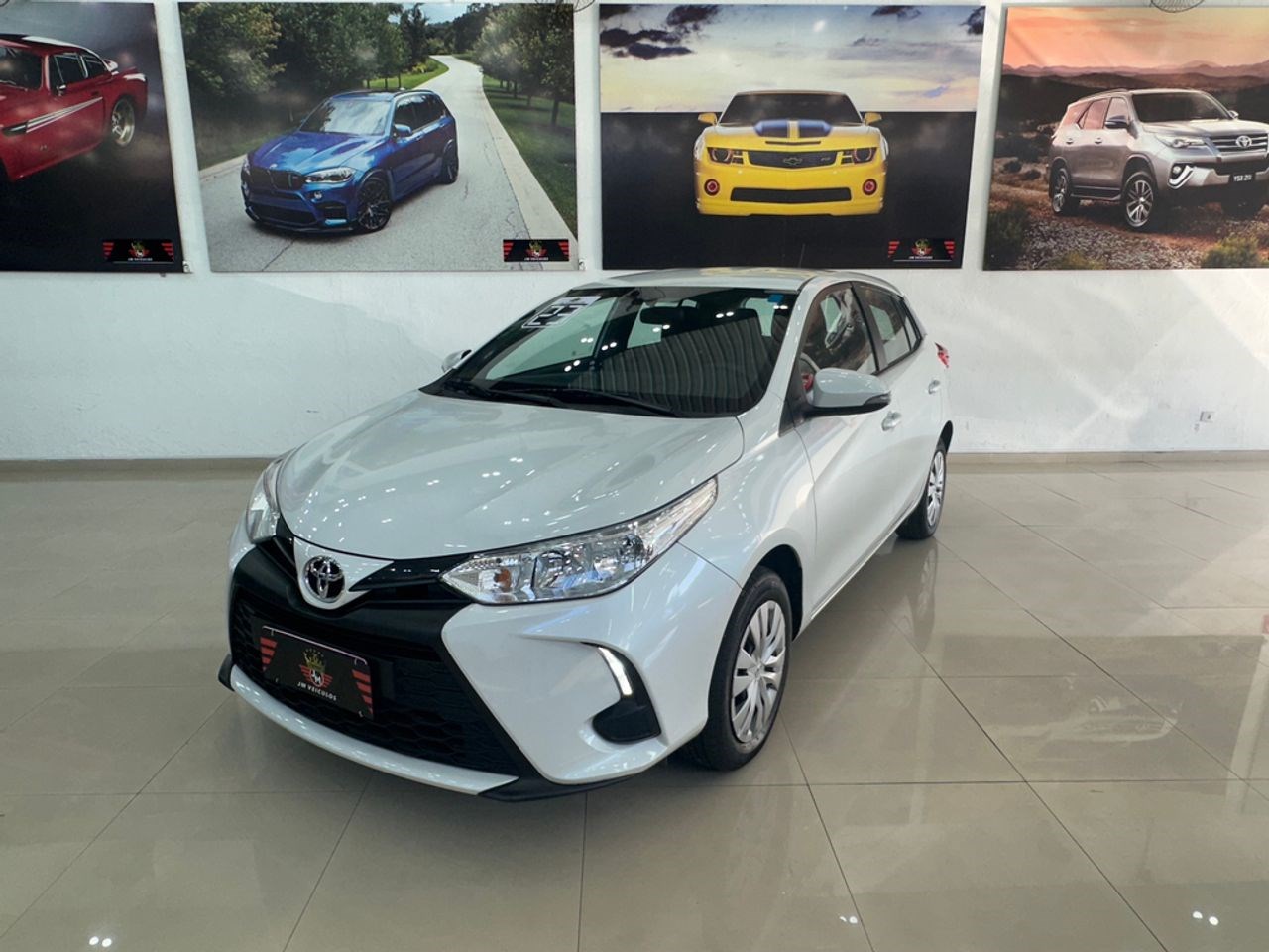 //www.autoline.com.br/carro/toyota/yaris-15-hatch-xls-16v-flex-4p-cvt/2023/sao-paulo-sp/24324894