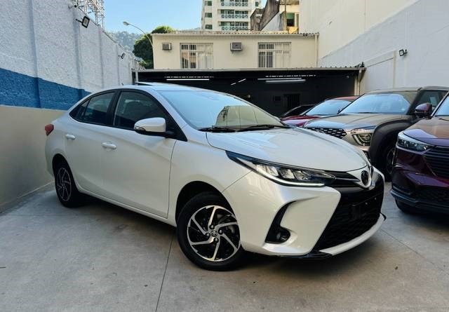 //www.autoline.com.br/carro/toyota/yaris-15-sedan-xls-16v-flex-4p-cvt/2023/rio-de-janeiro-rj/24935229