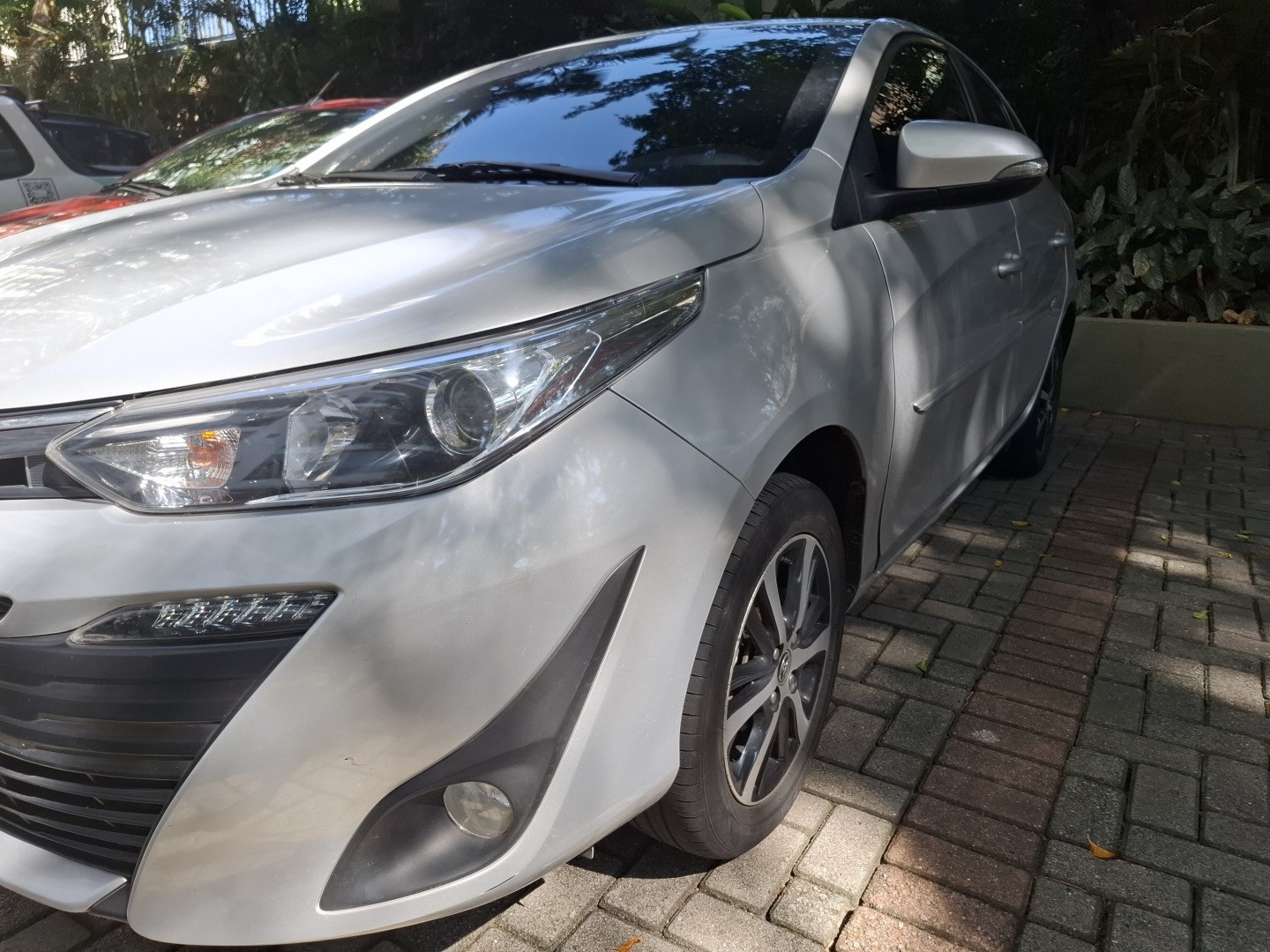 //www.autoline.com.br/carro/toyota/yaris-15-sedan-xls-connect-16v-flex-4p-cvt/2021/rio-de-janeiro-rj/24942712
