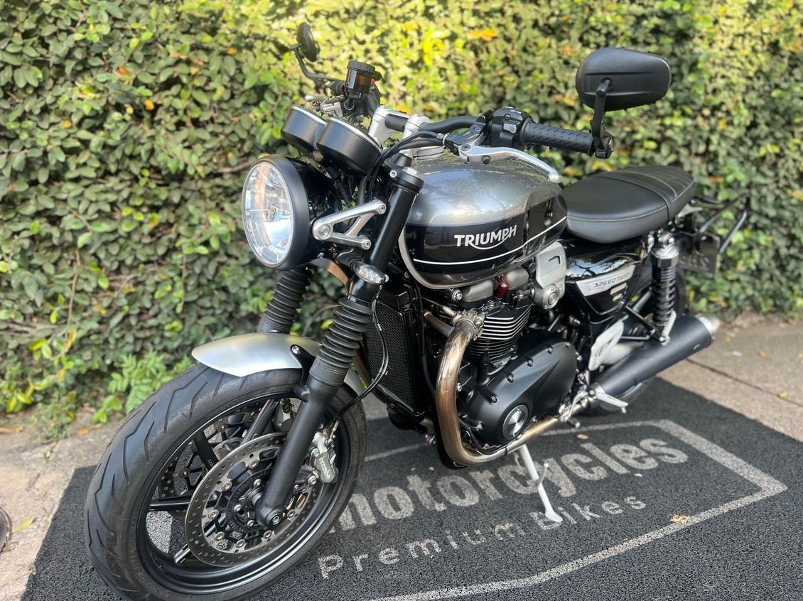 //www.autoline.com.br/moto/triumph/speed-twin-1200cc/2020/sao-paulo-sp/24292451