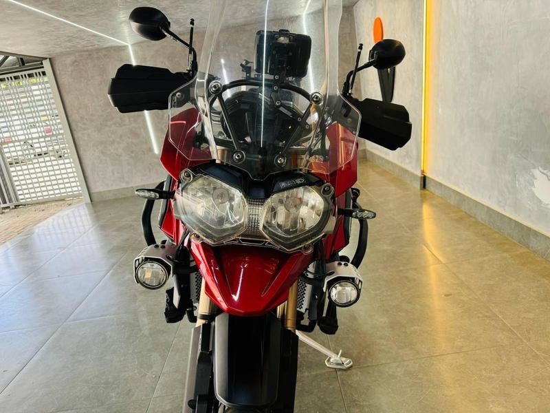 //www.autoline.com.br/moto/triumph/tiger-1200-explorer-xr/2015/brasilia-df/25005160
