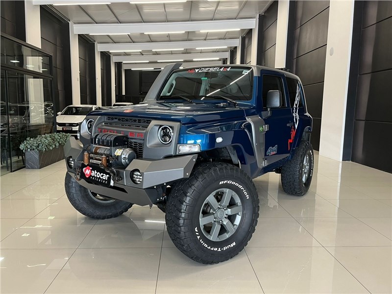 //www.autoline.com.br/carro/troller/t4-32-xlt-20v-diesel-2p-4x4-turbo-manual/2017/osorio-rs/24991718