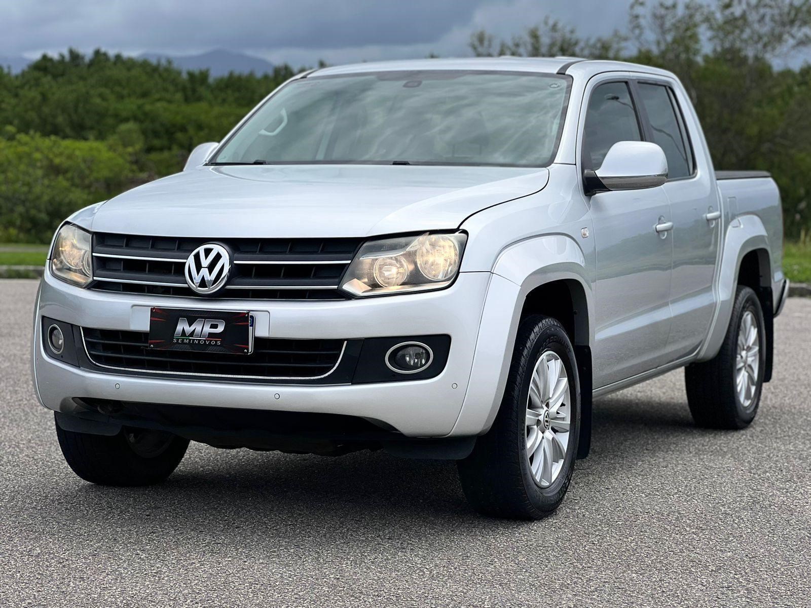 //www.autoline.com.br/carro/volkswagen/amarok-20-cd-highline-16v-diesel-4p-4x4-turbo-automa/2013/florianopolis-sc/22587565
