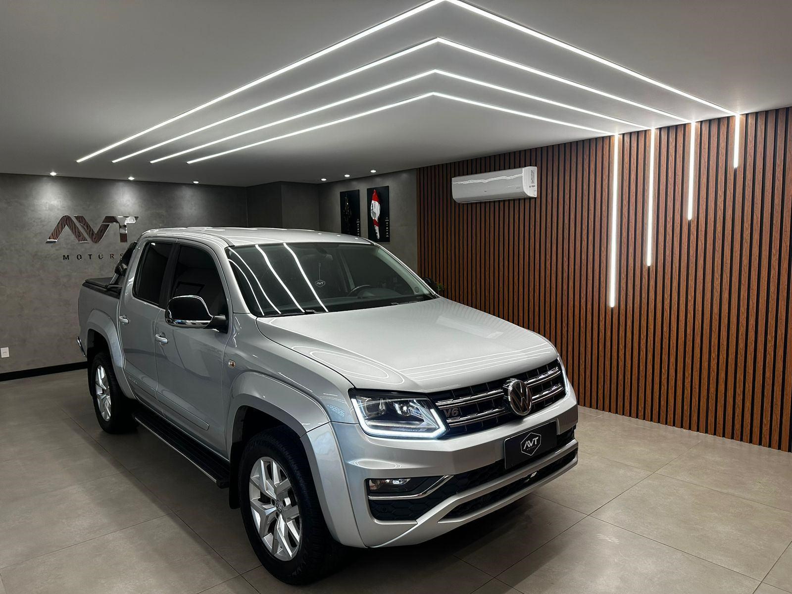 //www.autoline.com.br/carro/volkswagen/amarok-30-cd-highline-24v-diesel-4p-4x4-turbo-automa/2018/joinville-sc/22945797
