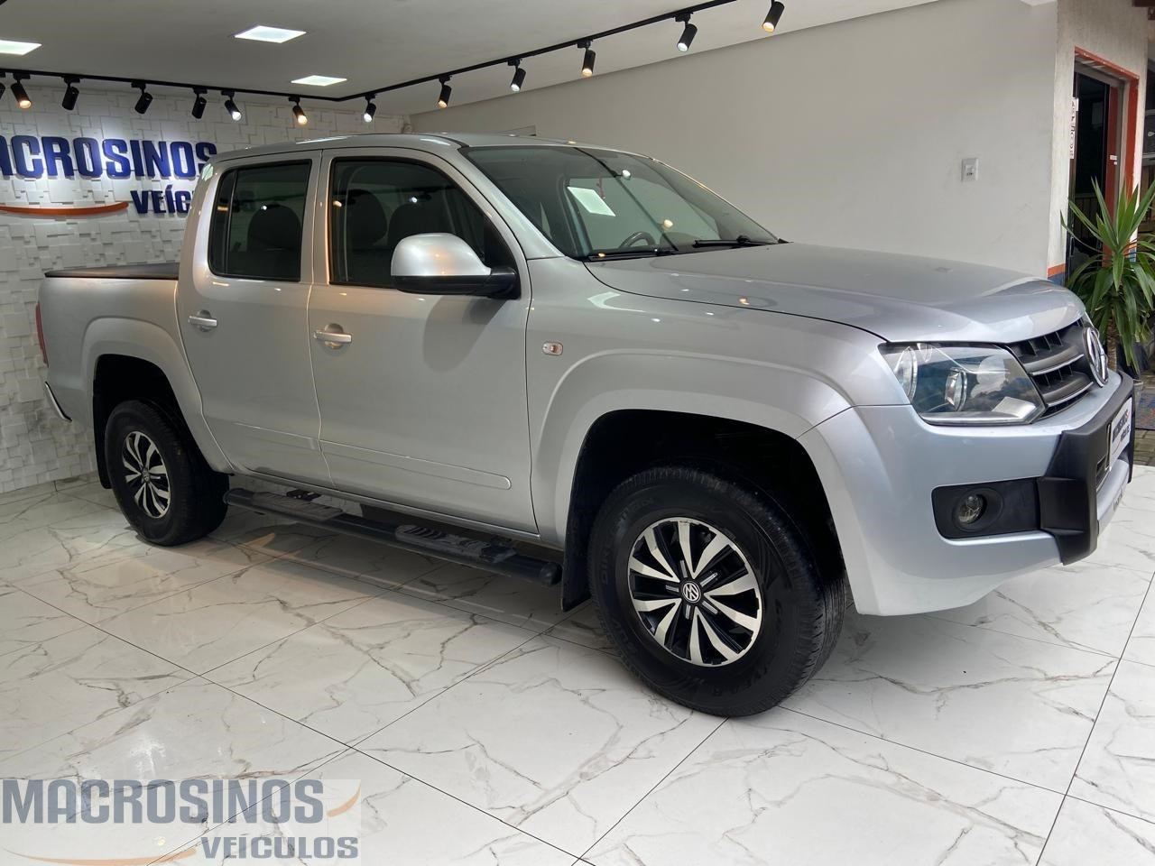 //www.autoline.com.br/carro/volkswagen/amarok-20-cd-s-16v-diesel-4p-4x4-turbo-manual/2014/canoas-rs/23558913