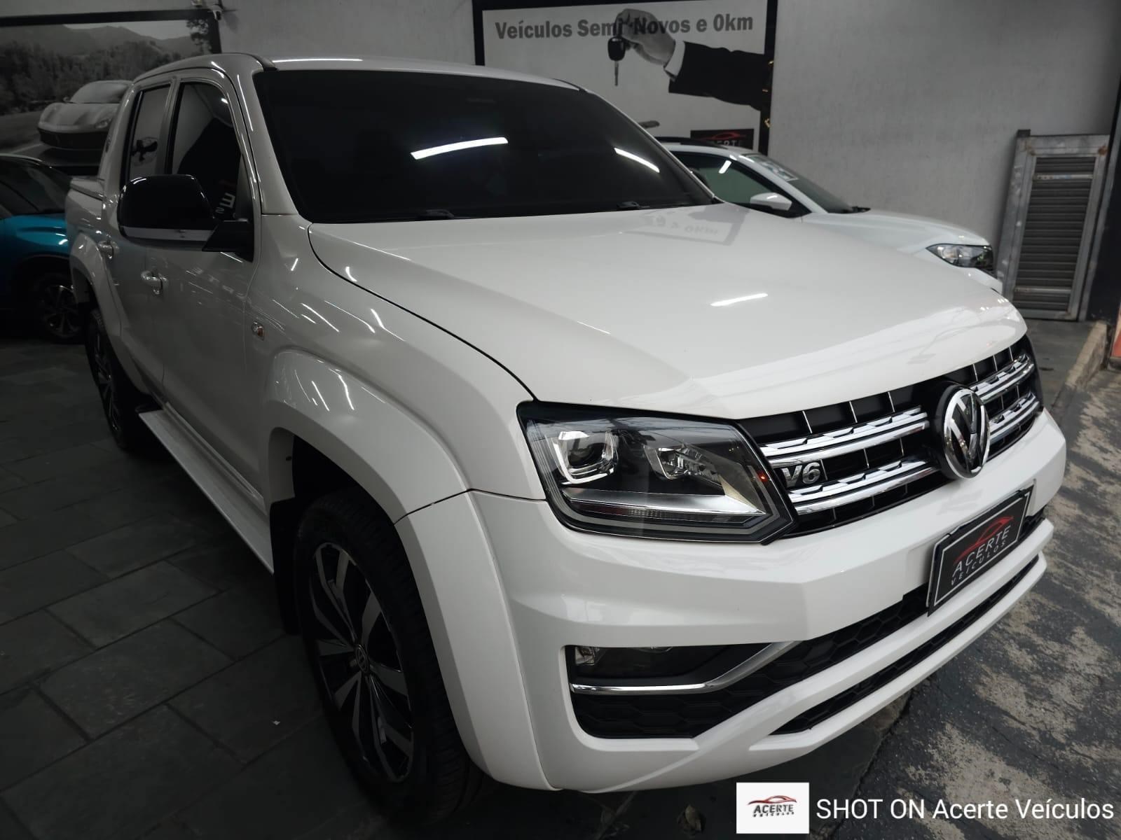 //www.autoline.com.br/carro/volkswagen/amarok-30-cd-highline-extreme-24v-diesel-4p-4x4-turb/2018/sao-paulo-sp/23877221