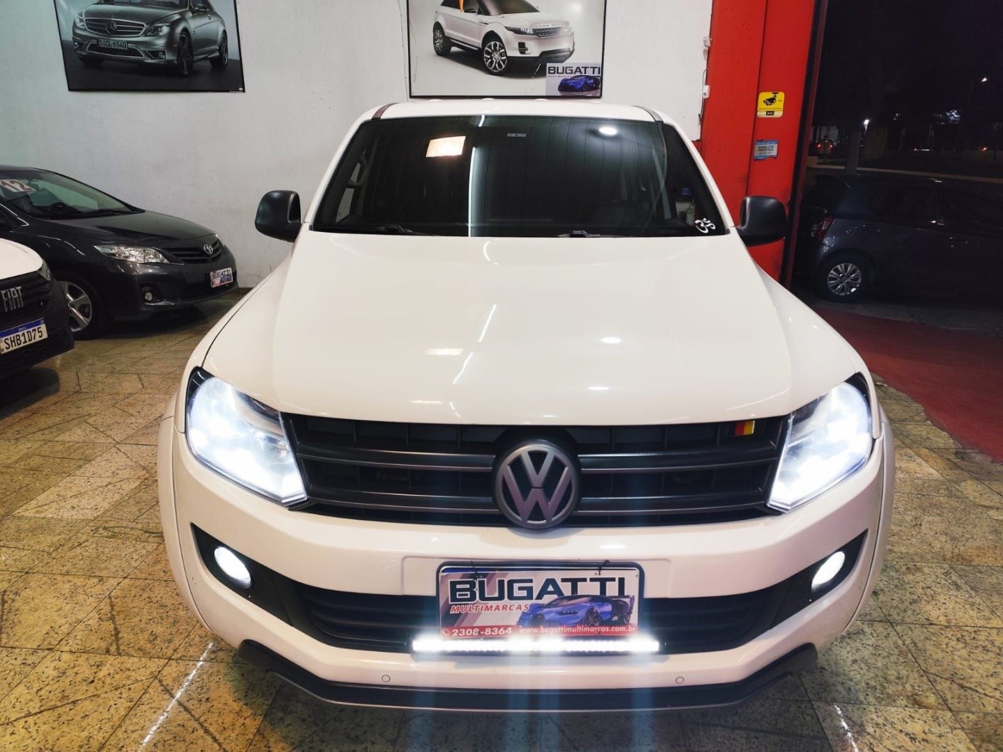 //www.autoline.com.br/carro/volkswagen/amarok-20-cd-trendline-16v-diesel-4p-4x4-turbo-autom/2015/sao-paulo-sp/23982659