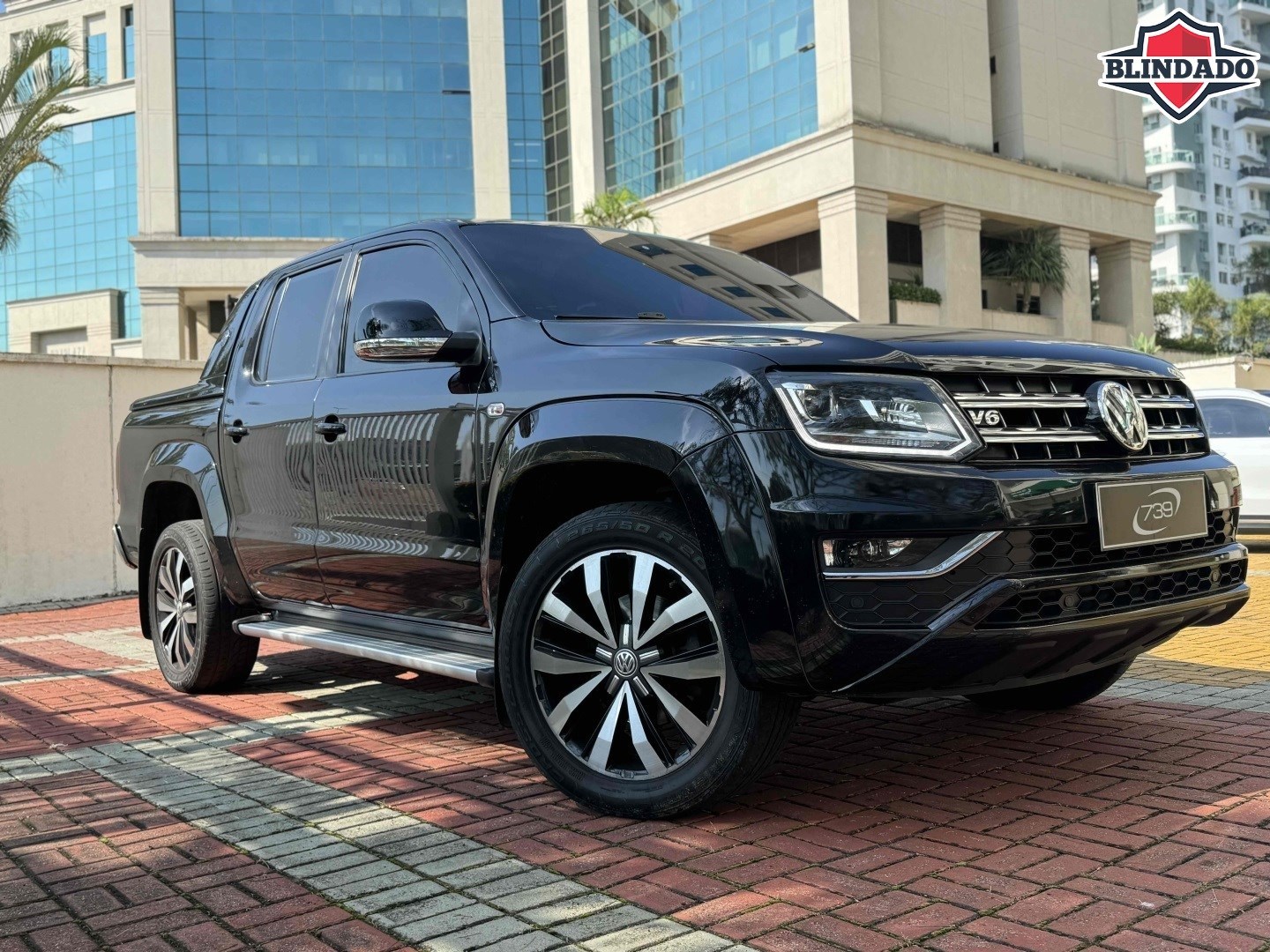 //www.autoline.com.br/carro/volkswagen/amarok-20-cd-highline-extreme-16v-diesel-4p-4x4-turb/2018/rio-de-janeiro-rj/24164225