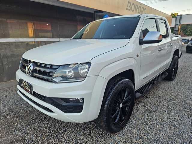 //www.autoline.com.br/carro/volkswagen/amarok-20-cd-se-16v-diesel-4p-4x4-turbo-manual/2017/cuiaba-mt/24201119