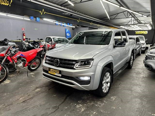 //www.autoline.com.br/carro/volkswagen/amarok-30-cd-highline-24v-diesel-4p-4x4-turbo-automa/2019/cataguases-mg/24378207