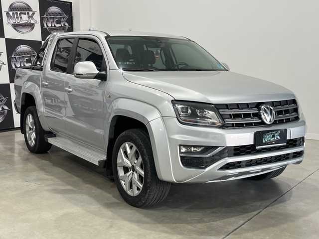 //www.autoline.com.br/carro/volkswagen/amarok-20-cd-highline-extreme-16v-diesel-4p-4x4-turb/2017/joinville-sc/24403665