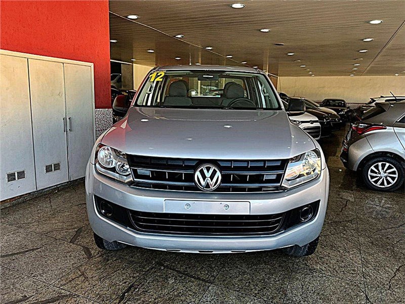 //www.autoline.com.br/carro/volkswagen/amarok-20-cs-s-16v-diesel-2p-4x4-turbo-manual/2012/sao-joao-de-meriti-rj/24517666