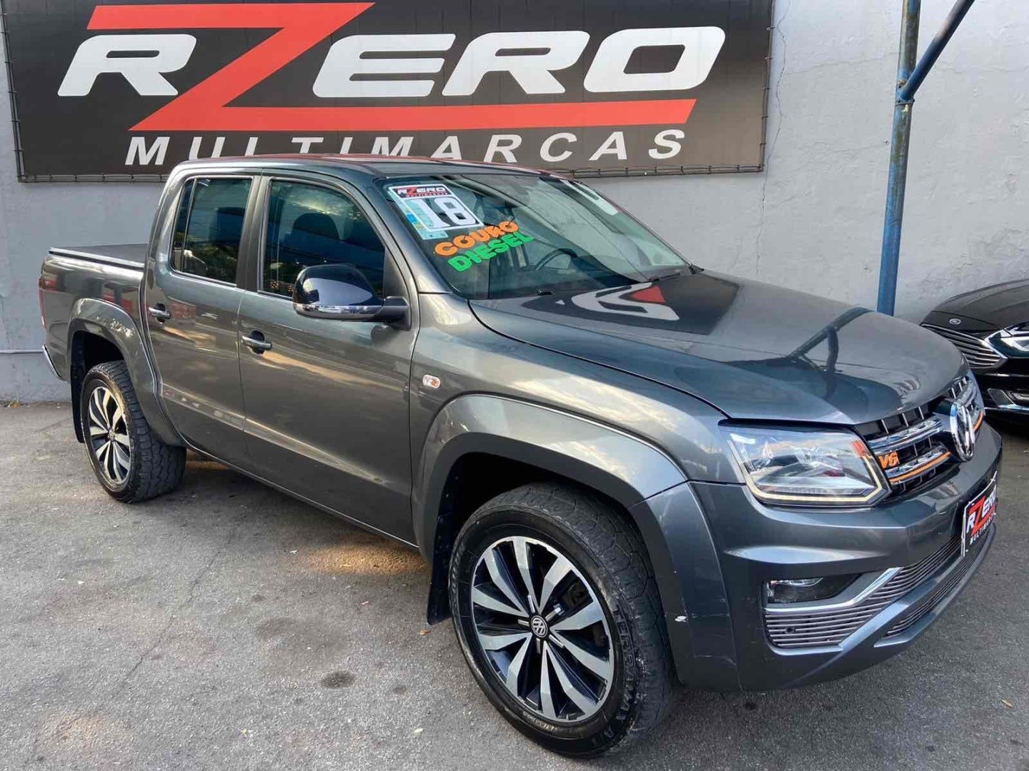 //www.autoline.com.br/carro/volkswagen/amarok-30-cd-highline-24v-diesel-4p-4x4-turbo-automa/2018/sao-paulo-sp/24529773