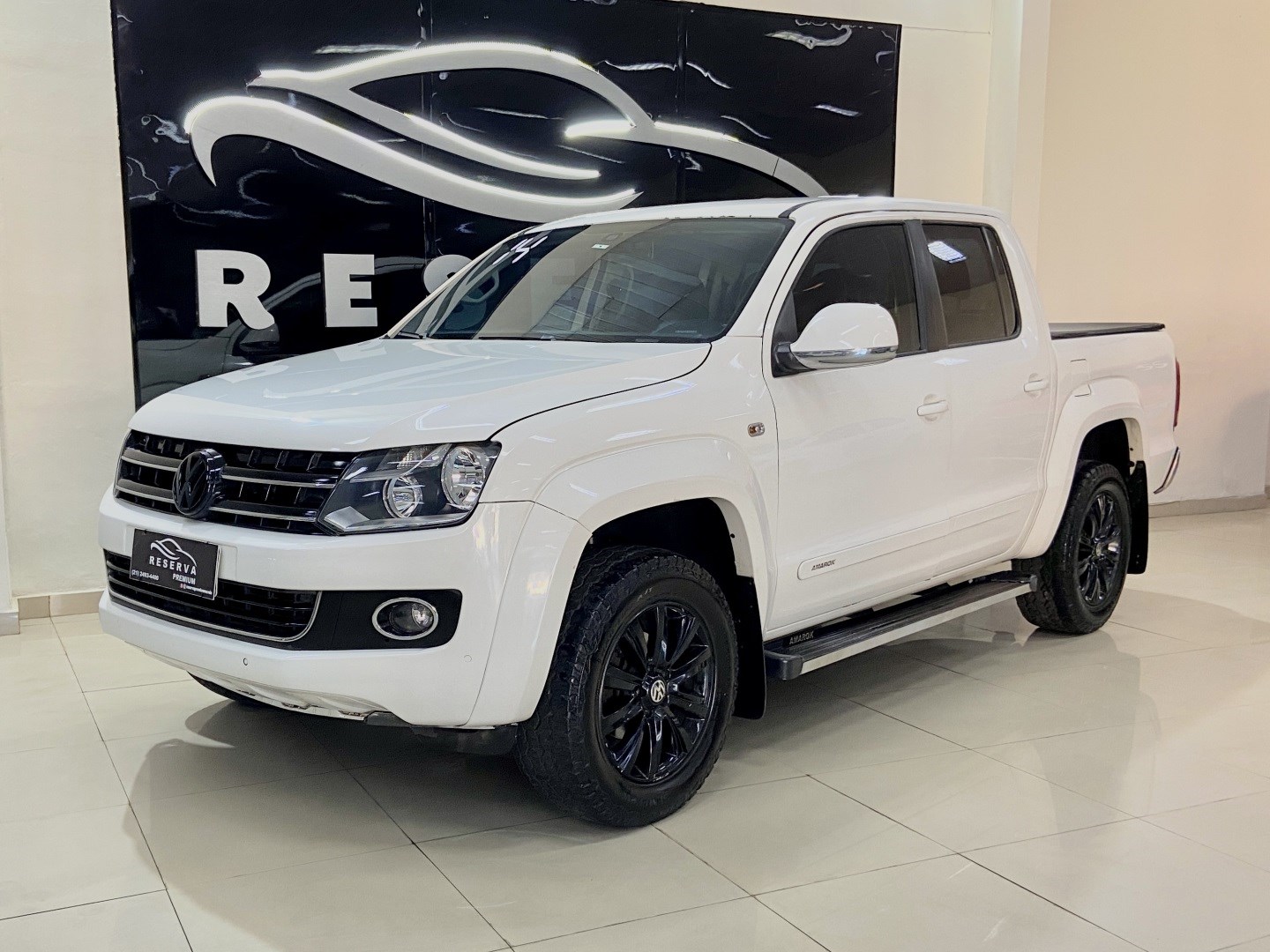 //www.autoline.com.br/carro/volkswagen/amarok-20-cd-highline-16v-diesel-4p-4x4-turbo-automa/2014/rio-de-janeiro-rj/24557421