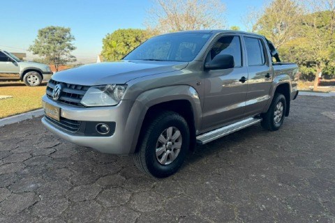 //www.autoline.com.br/carro/volkswagen/amarok-20-se-16v-diesel-4p-4x4-turbo-manual/2011/jatai-go/24818310