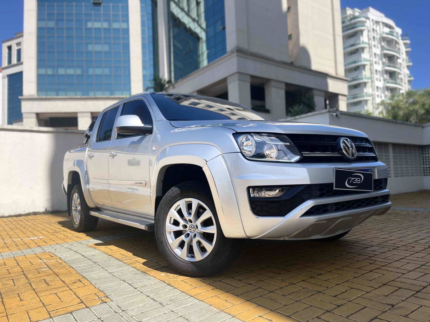 //www.autoline.com.br/carro/volkswagen/amarok-20-cd-comfortline-16v-diesel-4p-4x4-turbo-aut/2019/rio-de-janeiro-rj/24838435