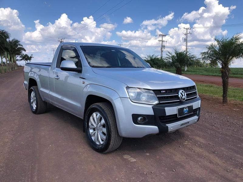 //www.autoline.com.br/carro/volkswagen/amarok-20-cs-s-16v-diesel-2p-4x4-turbo-manual/2012/cafelandia-pr/24898476