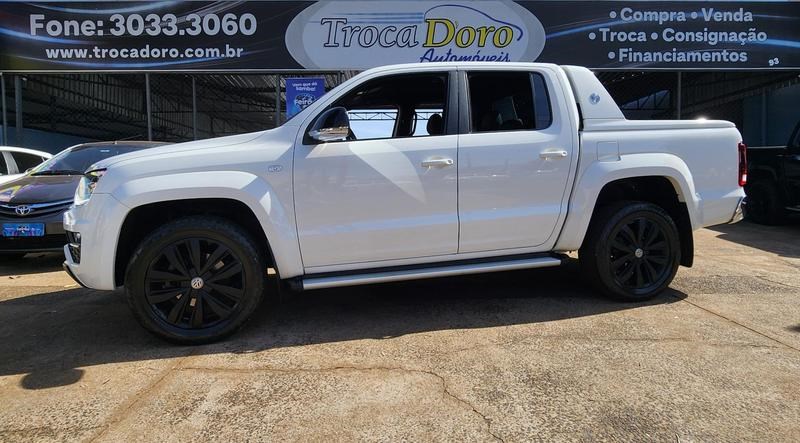 //www.autoline.com.br/carro/volkswagen/amarok-30-cd-extreme-24v-diesel-4p-4x4-turbo-automat/2019/apucarana-pr/24965128