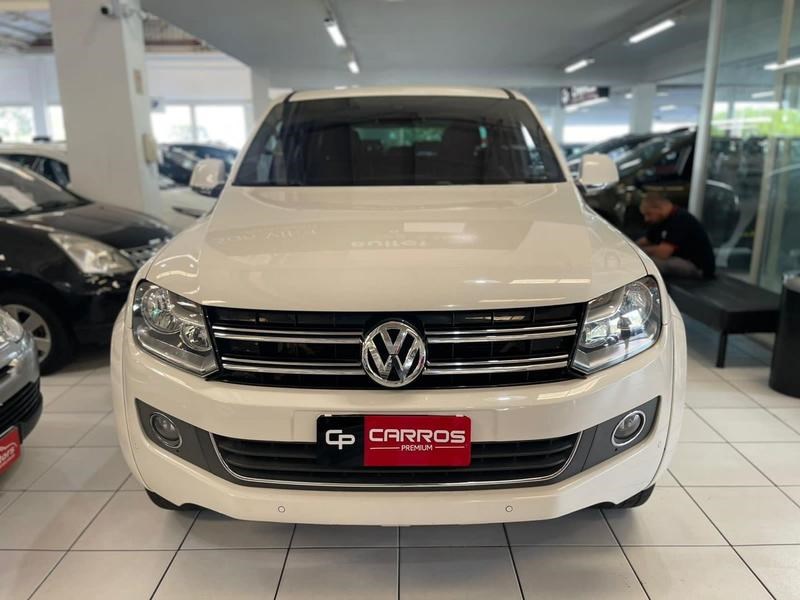 //www.autoline.com.br/carro/volkswagen/amarok-20-cd-highline-16v-diesel-4p-4x4-turbo-automa/2016/curitiba-pr/24972745