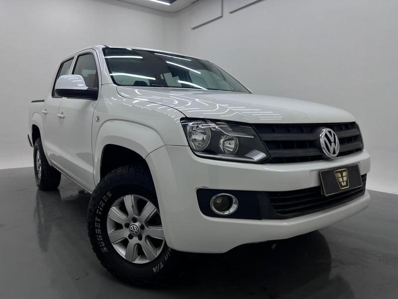 //www.autoline.com.br/carro/volkswagen/amarok-20-cd-se-16v-diesel-4p-4x4-turbo-manual/2015/campo-grande-ms/25016190
