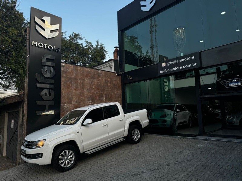 //www.autoline.com.br/carro/volkswagen/amarok-20-cd-highline-ultimate-16v-diesel-4p-4x4-tur/2016/jundiai-sp/25027683