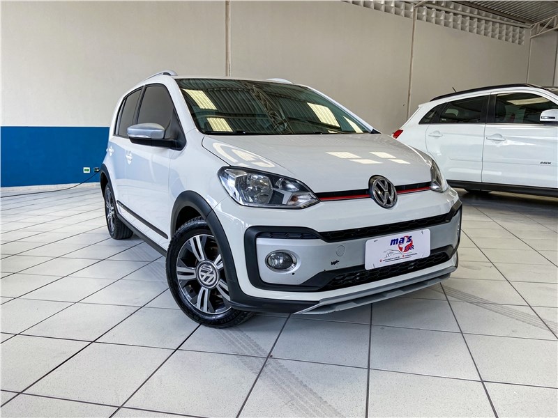 //www.autoline.com.br/carro/volkswagen/cross-up-10-tsi-12v-flex-4p-turbo-manual/2018/belo-horizonte-mg/24683810