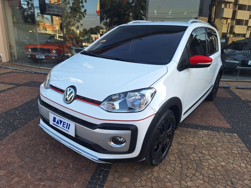 //www.autoline.com.br/carro/volkswagen/cross-up-10-tsi-12v-flex-4p-turbo-manual/2018/bauru-sp/24929826