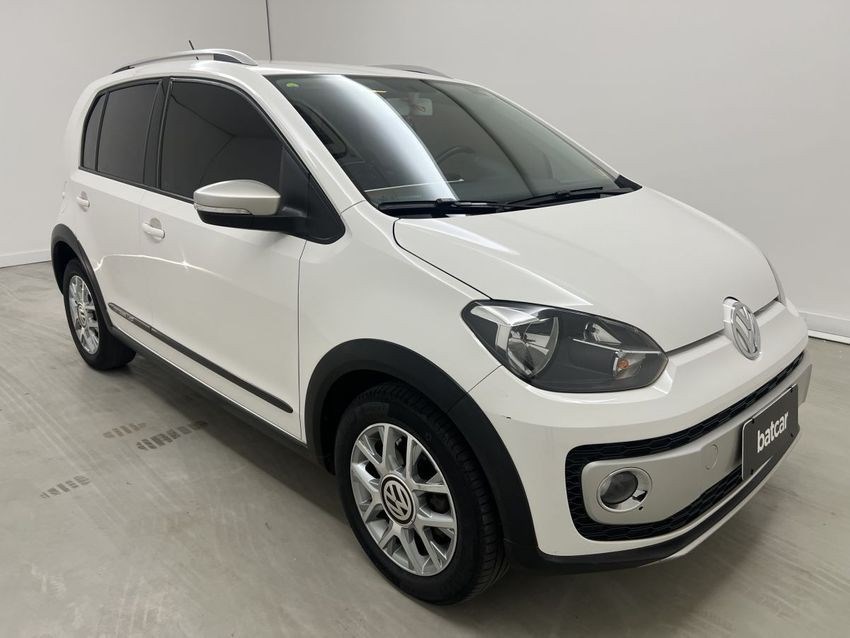 //www.autoline.com.br/carro/volkswagen/cross-up-10-tsi-12v-flex-4p-turbo-manual/2017/brasilia-df/24934578