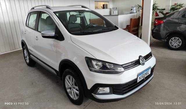 //www.autoline.com.br/carro/volkswagen/crossfox-16-16v-flex-4p-i-motion/2016/assis-sp/23517450