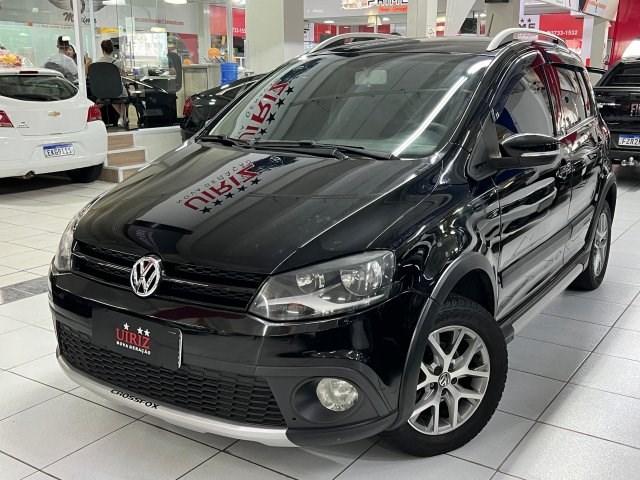 //www.autoline.com.br/carro/volkswagen/crossfox-16-8v-flex-4p-manual/2013/osasco-sp/24180676