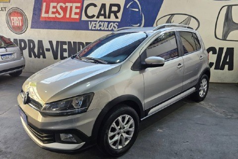 //www.autoline.com.br/carro/volkswagen/crossfox-16-16v-flex-4p-manual/2016/manaus-am/24328265