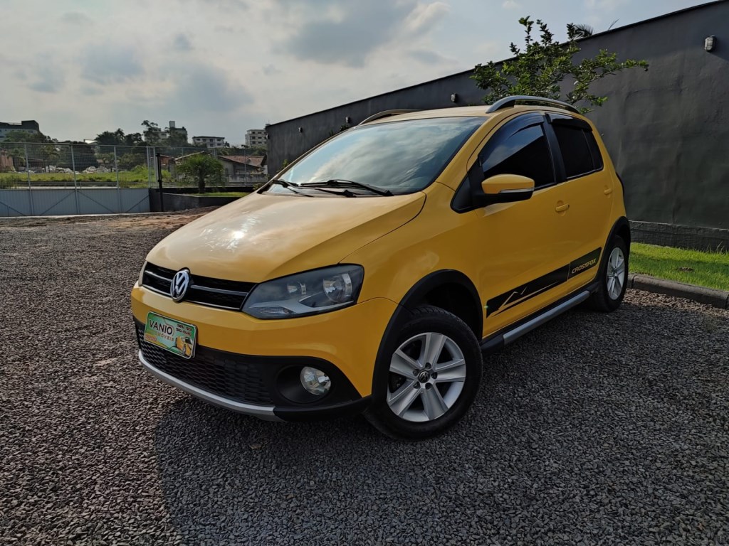 //www.autoline.com.br/carro/volkswagen/crossfox-16-8v-flex-4p-manual/2011/criciuma-sc/24347242