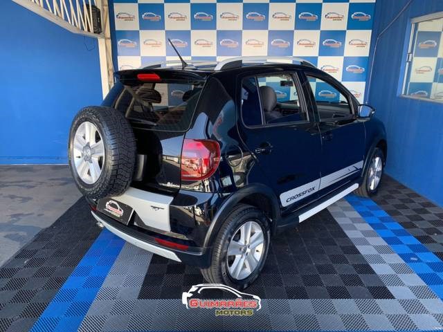 //www.autoline.com.br/carro/volkswagen/crossfox-16-8v-flex-4p-manual/2011/aracatuba-sp/24378049
