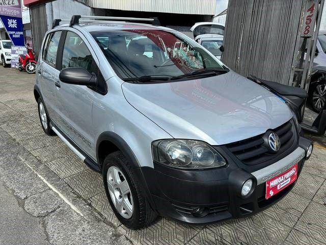//www.autoline.com.br/carro/volkswagen/crossfox-16-8v-flex-4p-manual/2010/itajai-sc/24772612