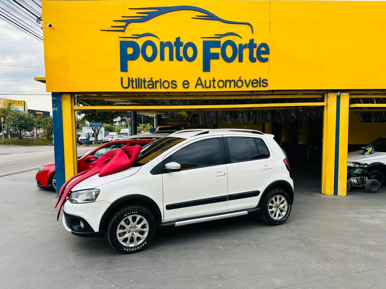 //www.autoline.com.br/carro/volkswagen/crossfox-16-8v-flex-4p-manual/2013/sorocaba-sp/24807027