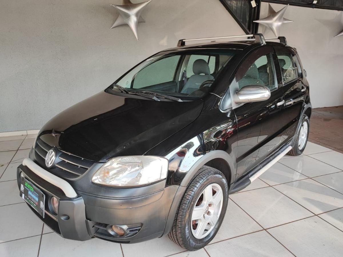 //www.autoline.com.br/carro/volkswagen/crossfox-16-8v-flex-4p-manual/2006/cascavel-pr/24821645