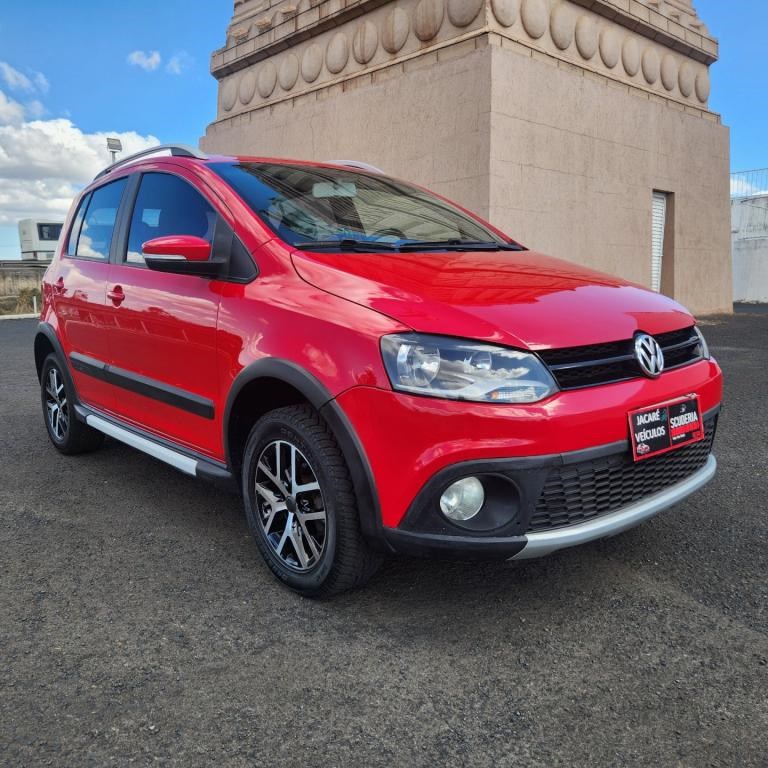 //www.autoline.com.br/carro/volkswagen/crossfox-16-8v-flex-4p-manual/2013/uberlandia-mg/24866457