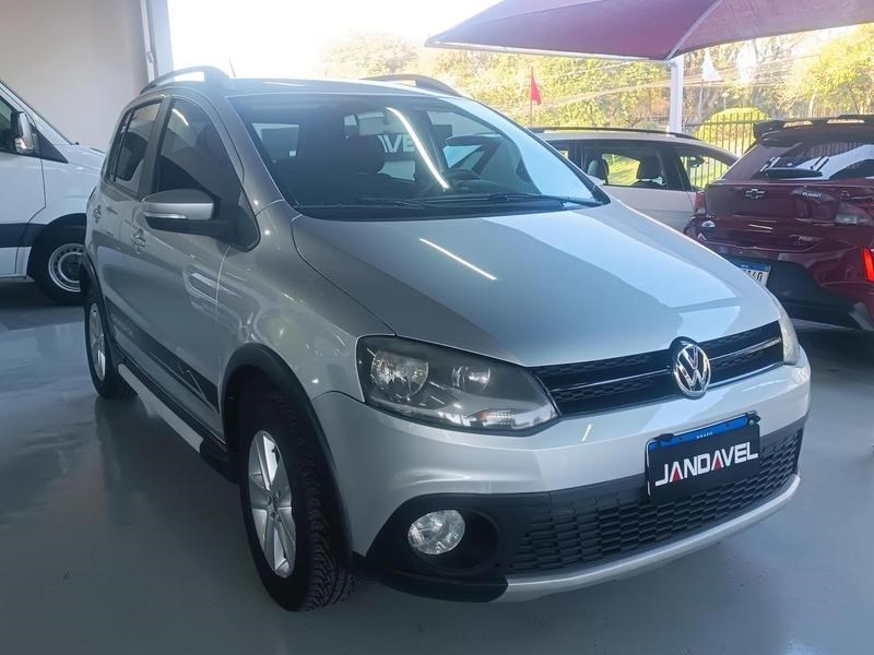 //www.autoline.com.br/carro/volkswagen/crossfox-16-8v-flex-4p-manual/2011/curitiba-pr/24900004