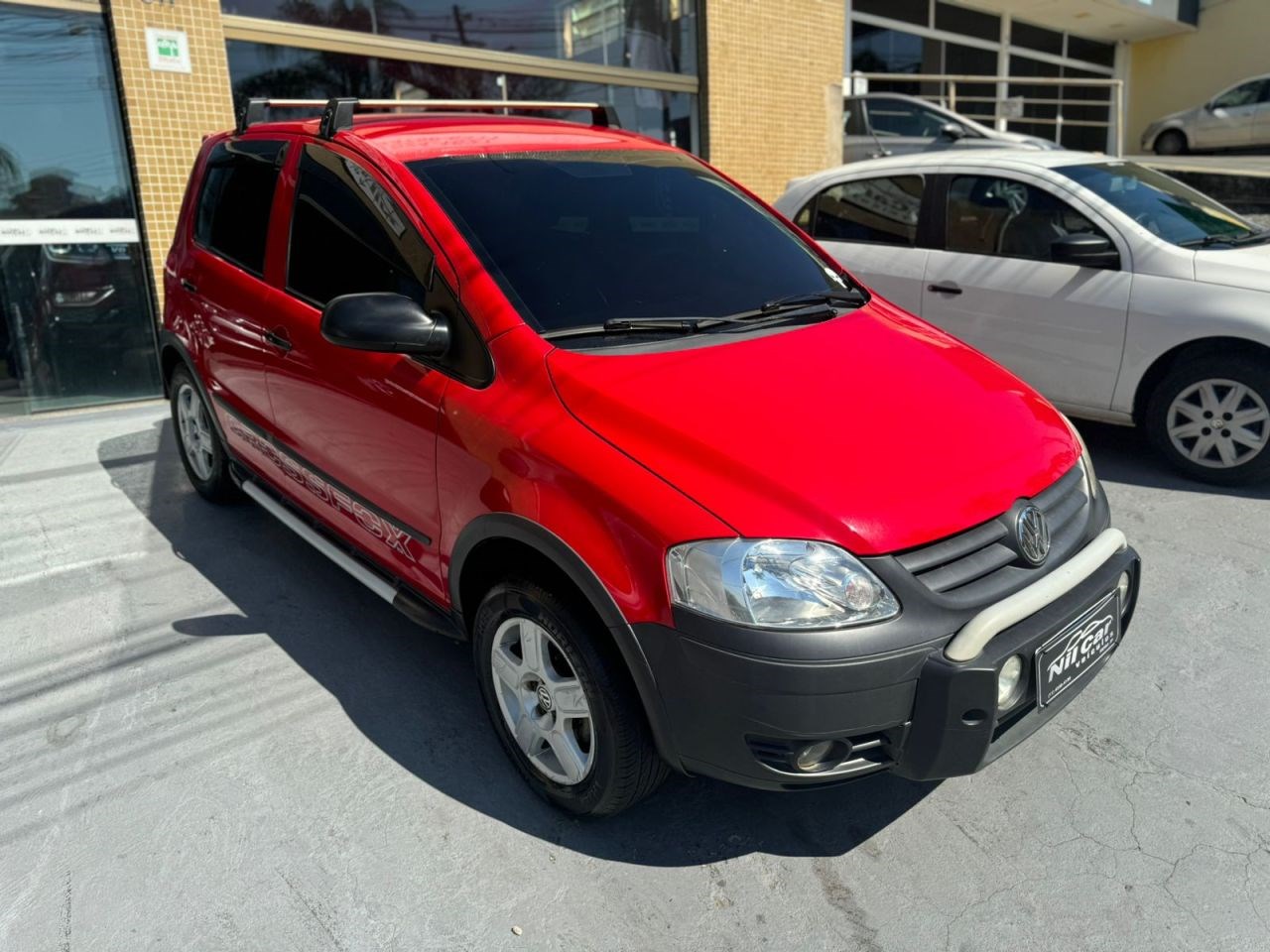//www.autoline.com.br/carro/volkswagen/crossfox-16-8v-flex-4p-manual/2006/itatiba-sp/24914467