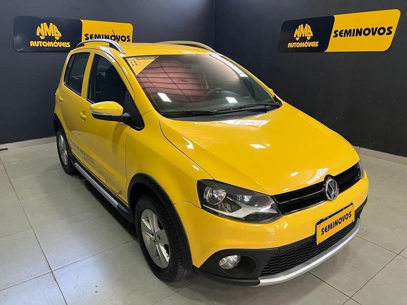 //www.autoline.com.br/carro/volkswagen/crossfox-16-8v-flex-4p-manual/2011/brasilia-df/24963880