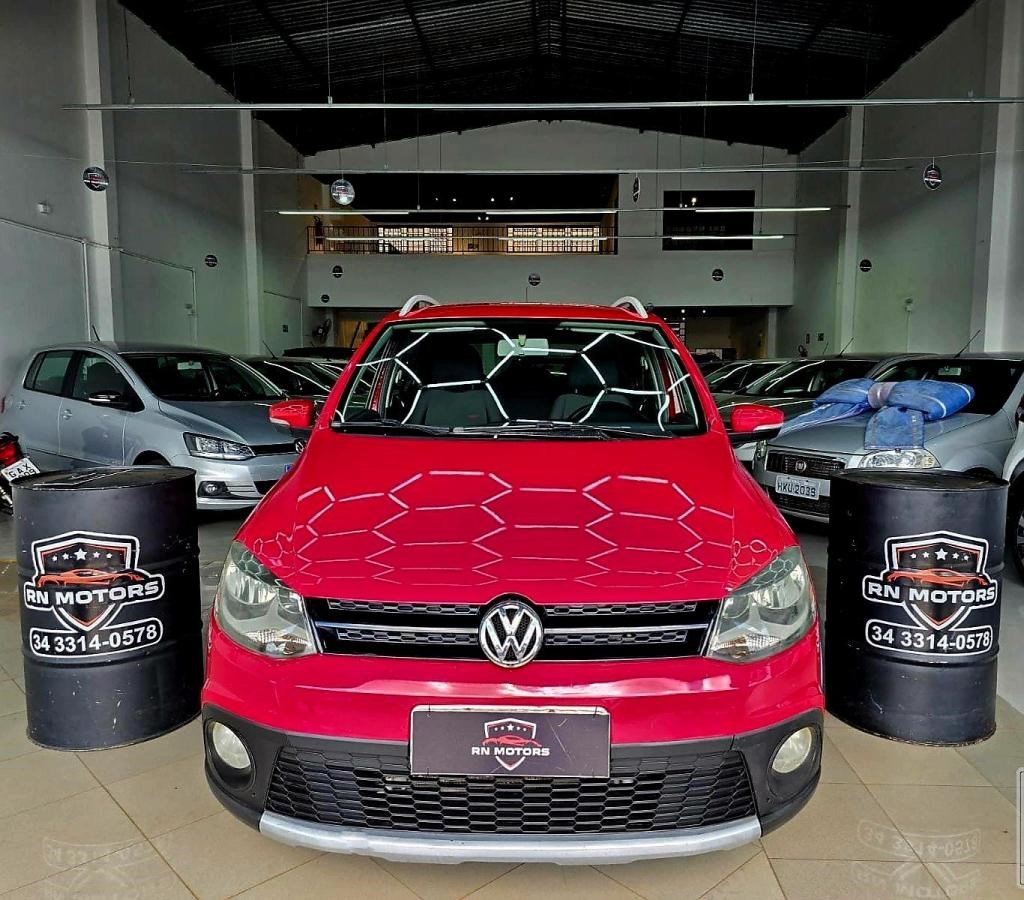 //www.autoline.com.br/carro/volkswagen/crossfox-16-8v-flex-4p-manual/2013/uberaba-mg/24970641