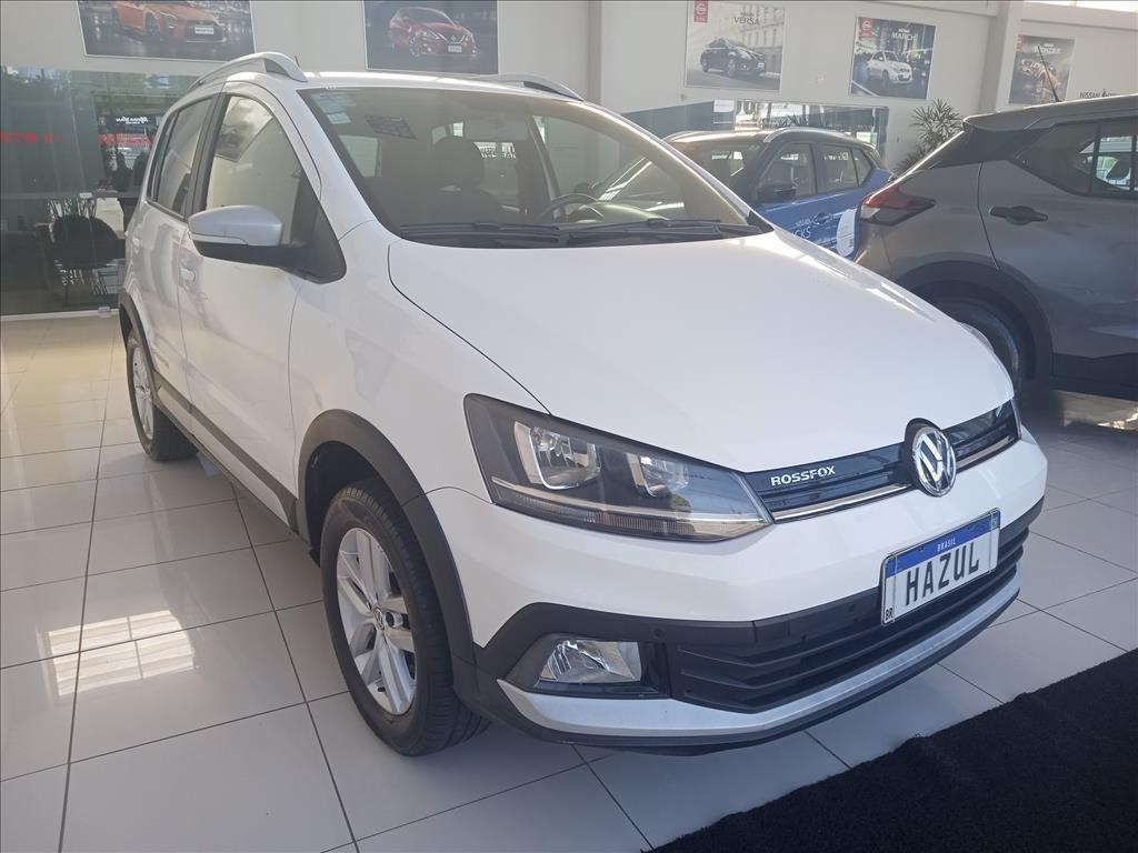 //www.autoline.com.br/carro/volkswagen/crossfox-16-16v-flex-4p-manual/2016/sao-joao-da-boa-vista-sp/24993888